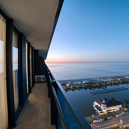 Orbi Batumi City Beach View Hotel Kültér fotó