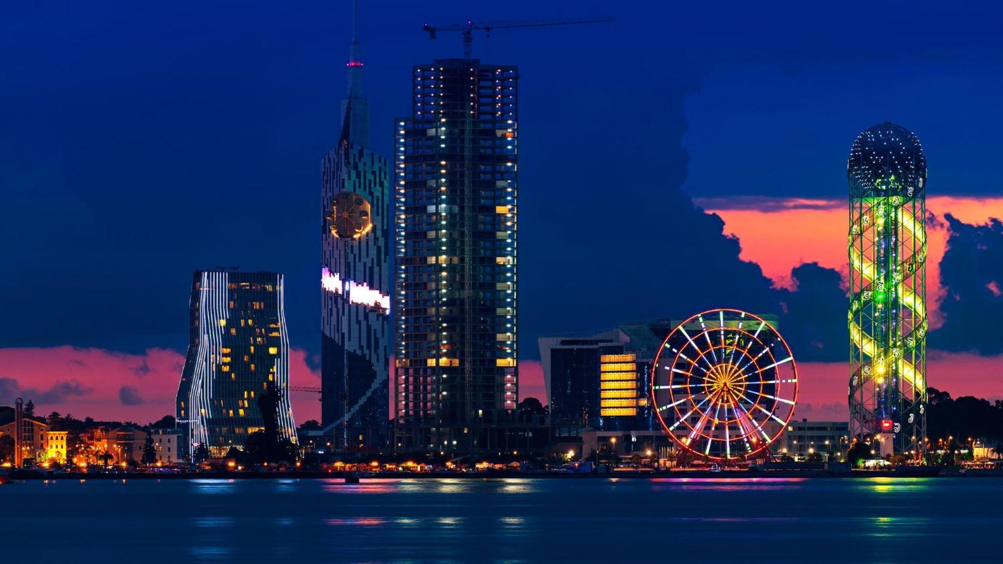 Orbi Batumi City Beach View Hotel Kültér fotó